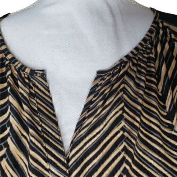 Ann Taylor Black Light Brown Long Sheer Sleeve Blouse Chevron Pattern Sz Medium - Picture 4 of 5